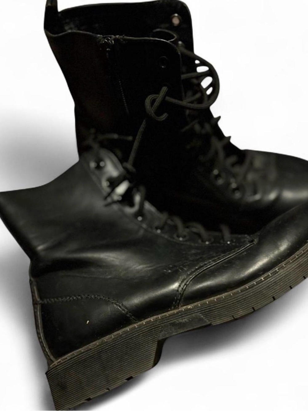 Women’s  Lace-Up Combat Boots
